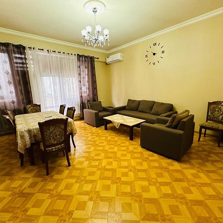 Sakharov Residence, Small Center Yerevan Luaran gambar