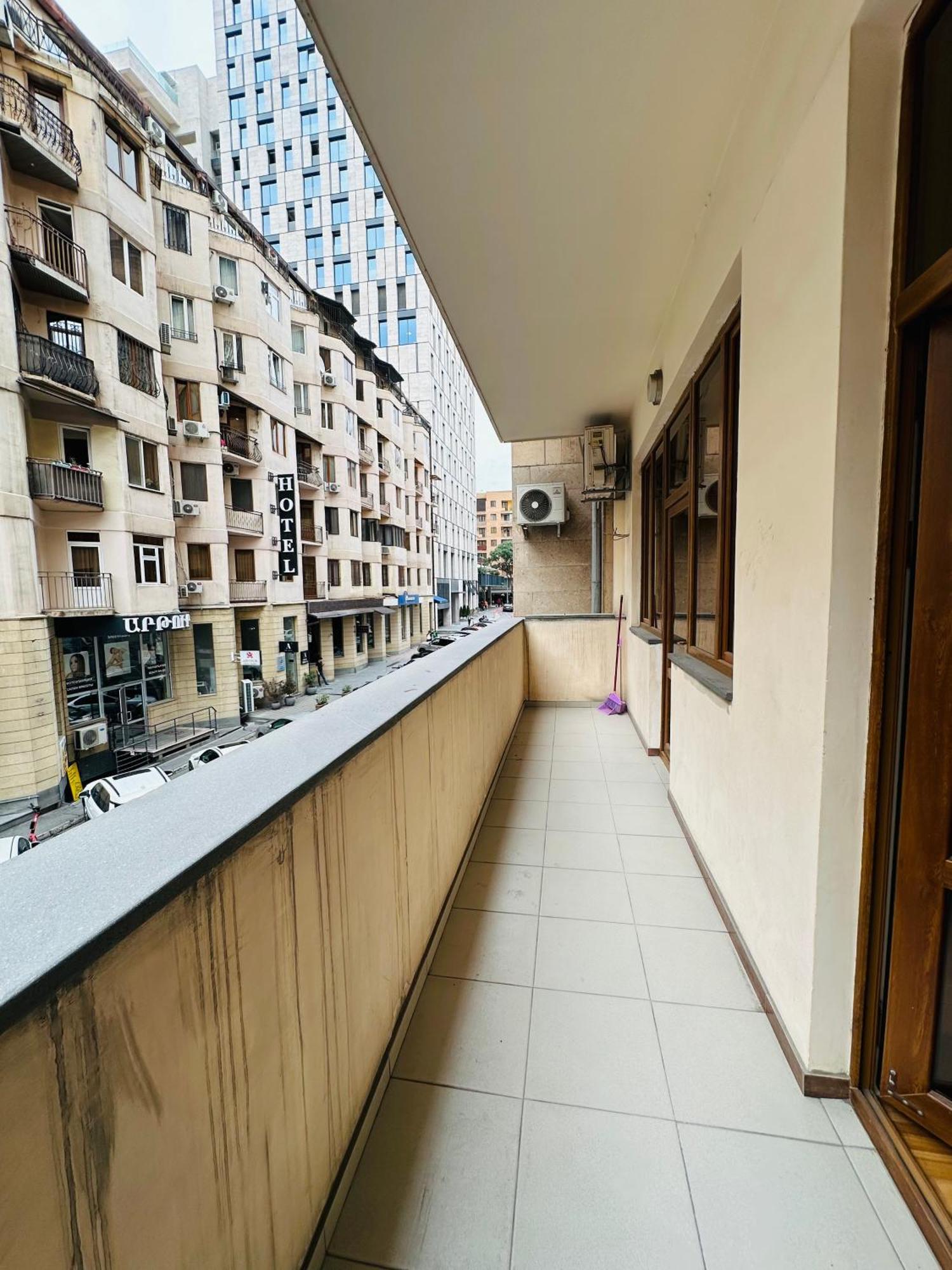Sakharov Residence, Small Center Yerevan Luaran gambar